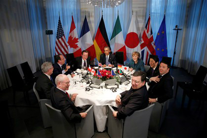 Presidente da Ucrânia reúne-se com Obama, Hollande, Merkel e Cameron