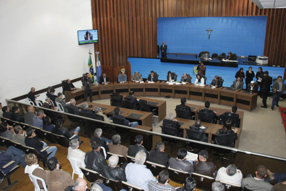 Audiência Pública foi realizada nesta segunda-feira no plenário da Assembleia Legislativa / Foto: Patricia mendes