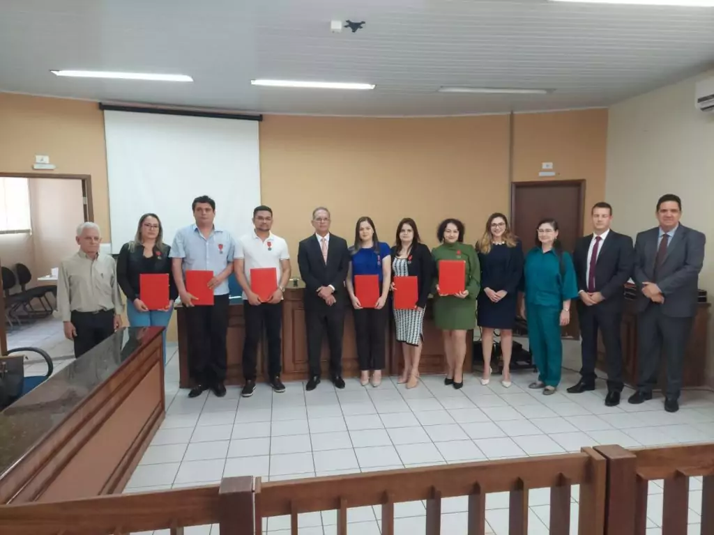 Tribunal de Justiça inaugura galeria de Juízes e homenageia servidores em Amambai