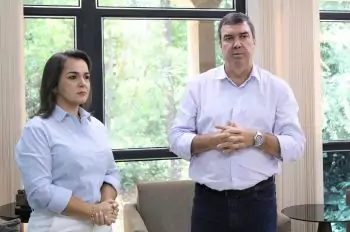 Governador reforça parceira com a Capital e define repasse de R$ 10 milhões para custear passe do estudante Governador reforça parceira com a Capital e define repasse de R$ 10 milhões para custear passe do estudante