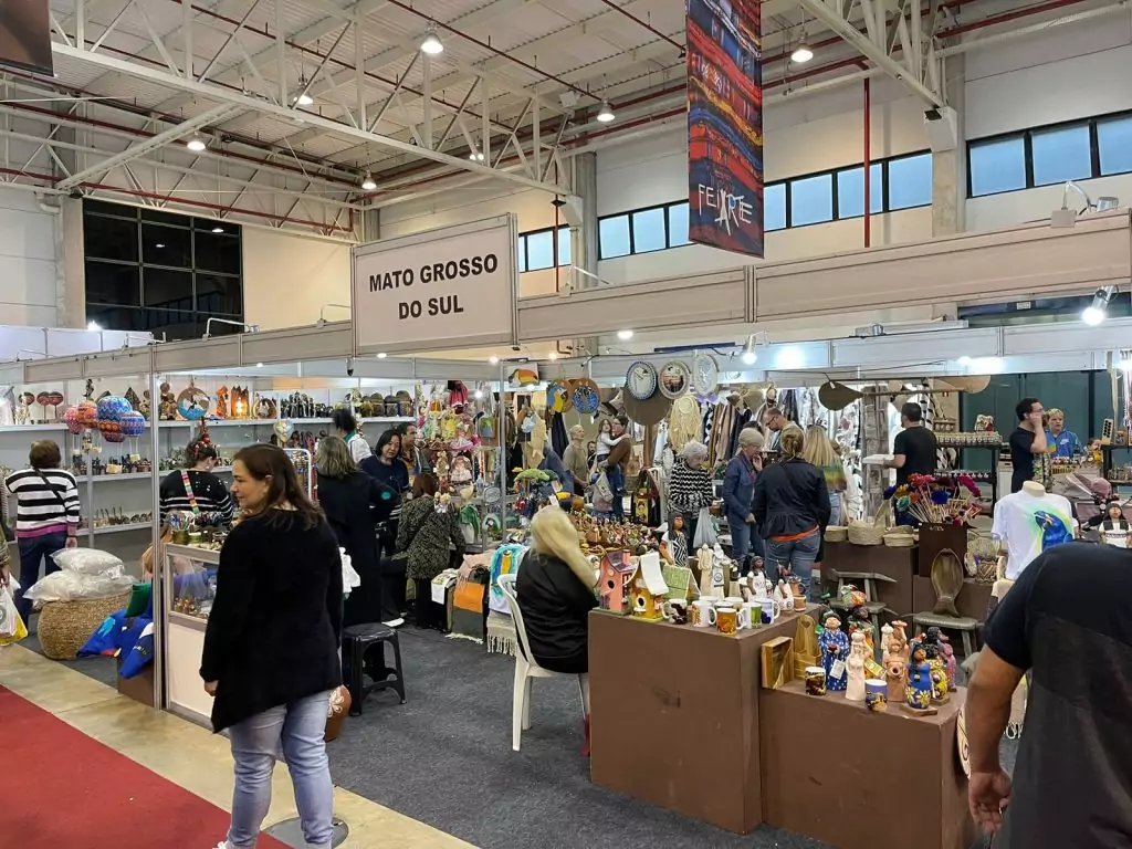 Artesanato de Mato Grosso do Sul comercializa mais de R$ 90 mil na Feiarte Artesanato de Mato Grosso do Sul comercializa mais de R$ 90 mil na Feiarte