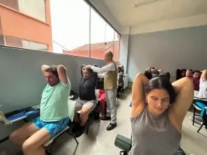 Yogaterapia é aliada no tratamento de pacientes com doenças crônicas e comorbidades Yogaterapia é aliada no tratamento de pacientes com doenças crônicas e comorbidades