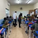 Alunos do Projeto Florestinha recebem ovos de Páscoa em ação da Prefeitura de Amambai