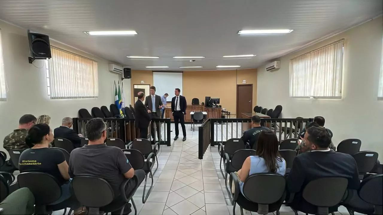 Dr. Renan da Silva Pinto assume como juiz titular da Vara Criminal da Comarca de Amambai