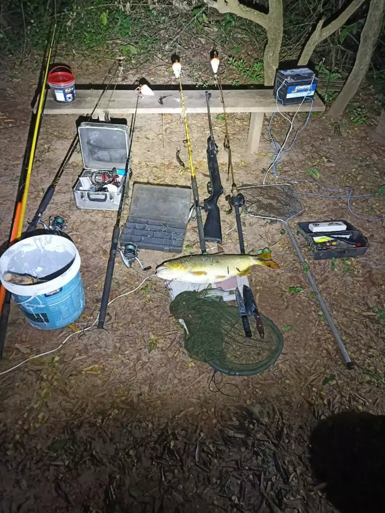PM Rural prende dois homens por porte ilegal de arma e pesca proibida em Amambai