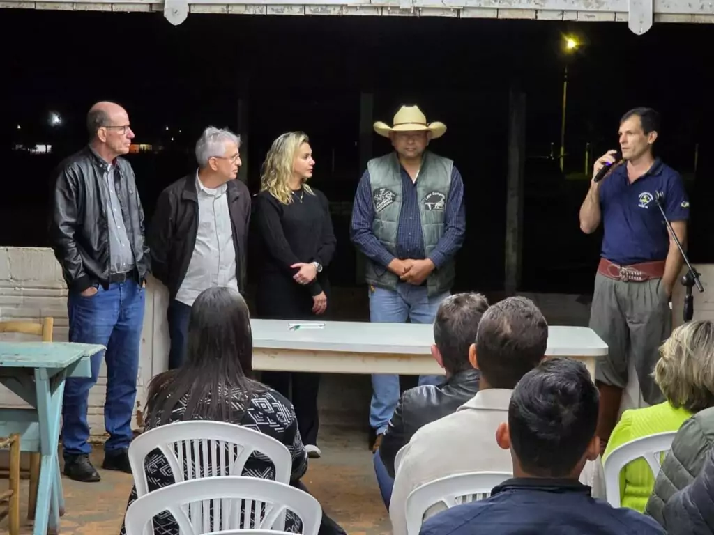 Prefeitura de Amambai firma convênio com o CTG Sentinela de Amambai para realização do 35º FEGAMS