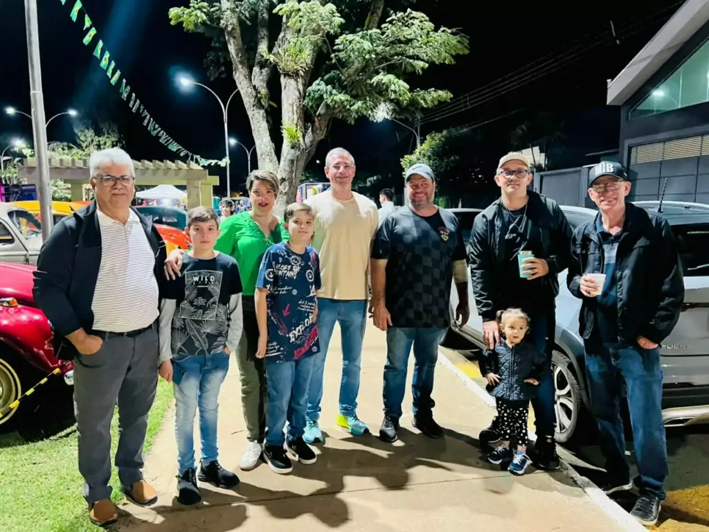 Kart Indoor reúne famílias e movimenta Amambai com apoio da Prefeitura Municipal Kart Indoor reúne famílias e movimenta Amambai com apoio da Prefeitura Municipal