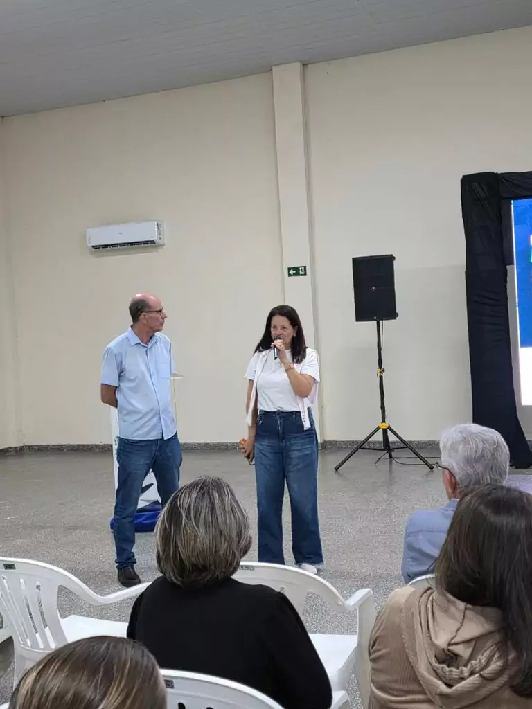 Prefeitura apresenta pré-projeto para reforma e modernização dos canteiros da Avenida Pedro Manvailler Prefeitura apresenta pré-projeto para reforma e modernização dos canteiros da Avenida Pedro Manvailler