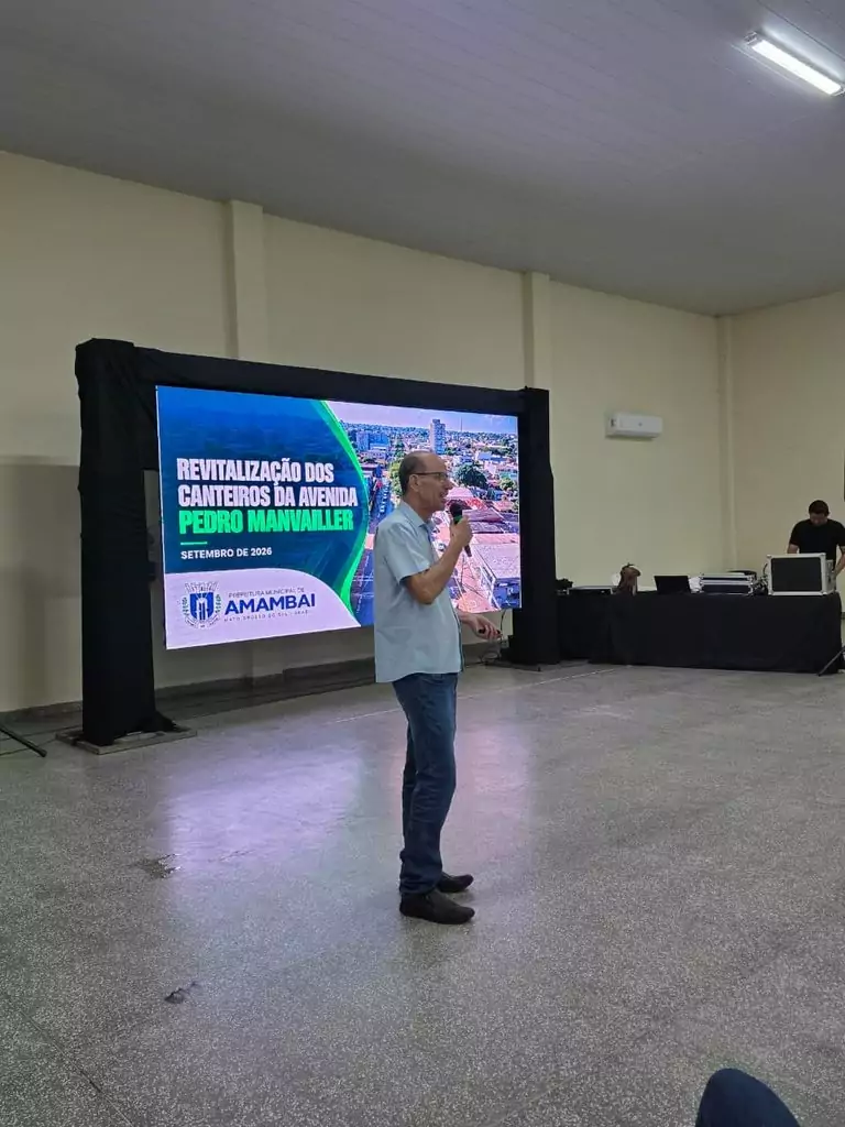 Prefeitura apresenta pré-projeto para reforma e modernização dos canteiros da Avenida Pedro Manvailler Prefeitura apresenta pré-projeto para reforma e modernização dos canteiros da Avenida Pedro Manvailler