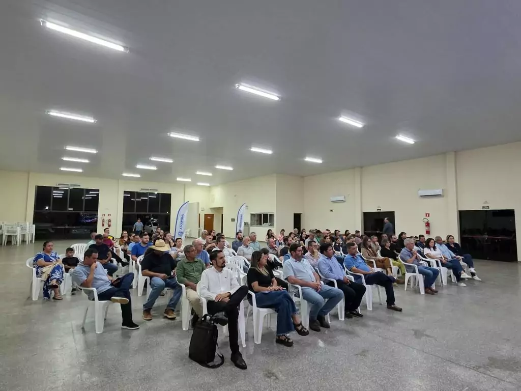 Prefeitura apresenta pré-projeto para reforma e modernização dos canteiros da Avenida Pedro Manvailler Prefeitura apresenta pré-projeto para reforma e modernização dos canteiros da Avenida Pedro Manvailler