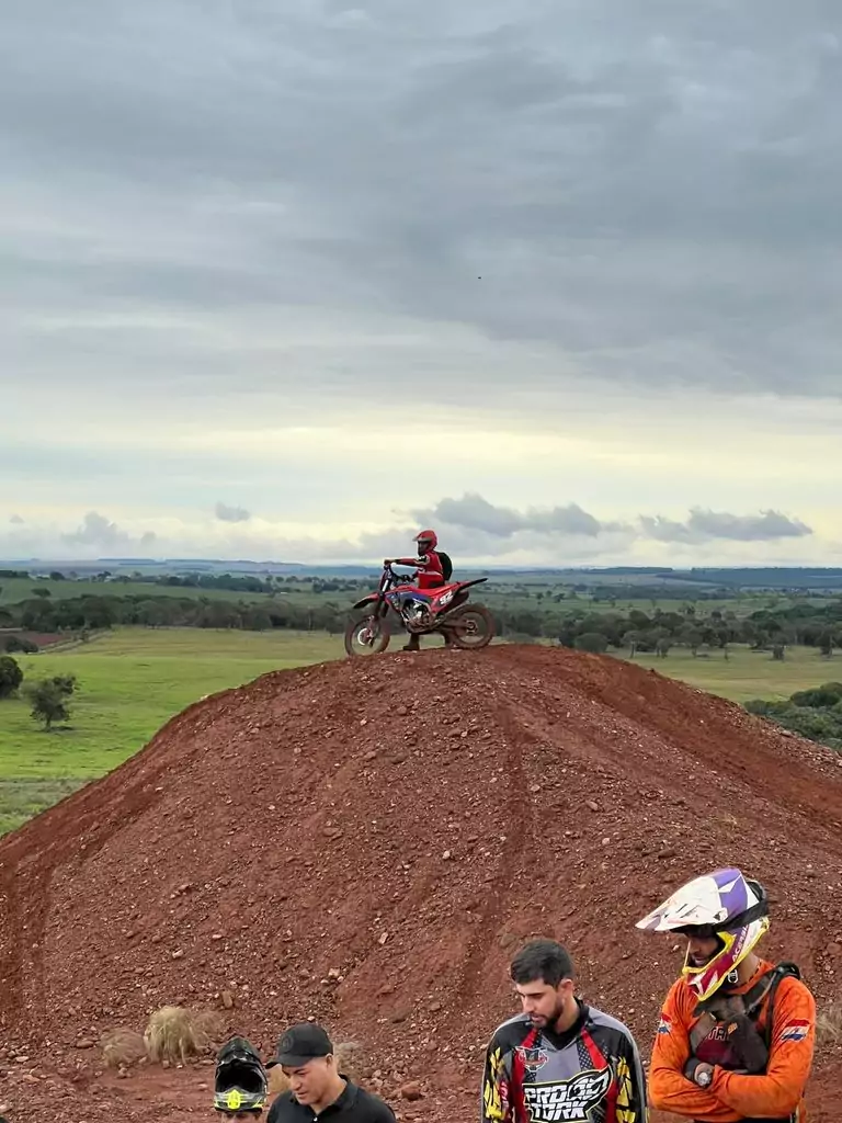 12º Trilhão Tatu Peba reúne 297 pilotos em Amambai 12º Trilhão Tatu Peba reúne 297 pilotos em Amambai